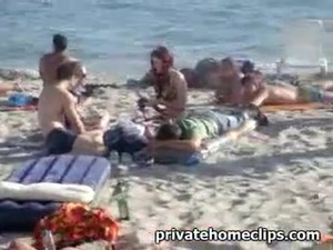 Видео Секс Пар На Пляже